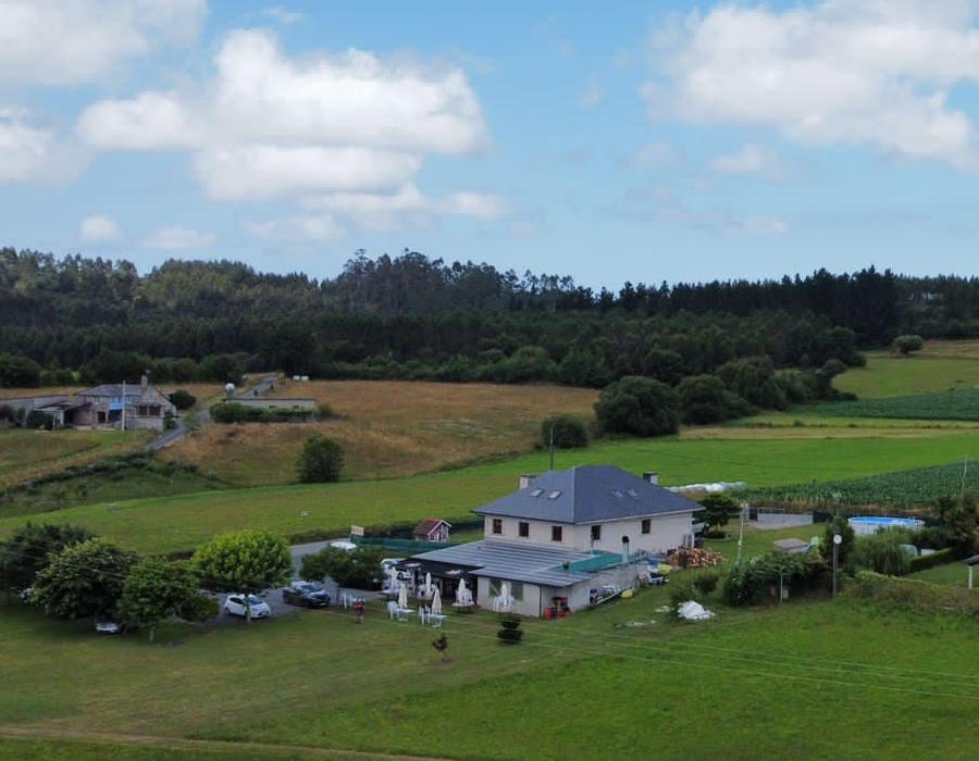 Ferrolterra-PetFriendly-meso-o-pazo-capela-as-neves