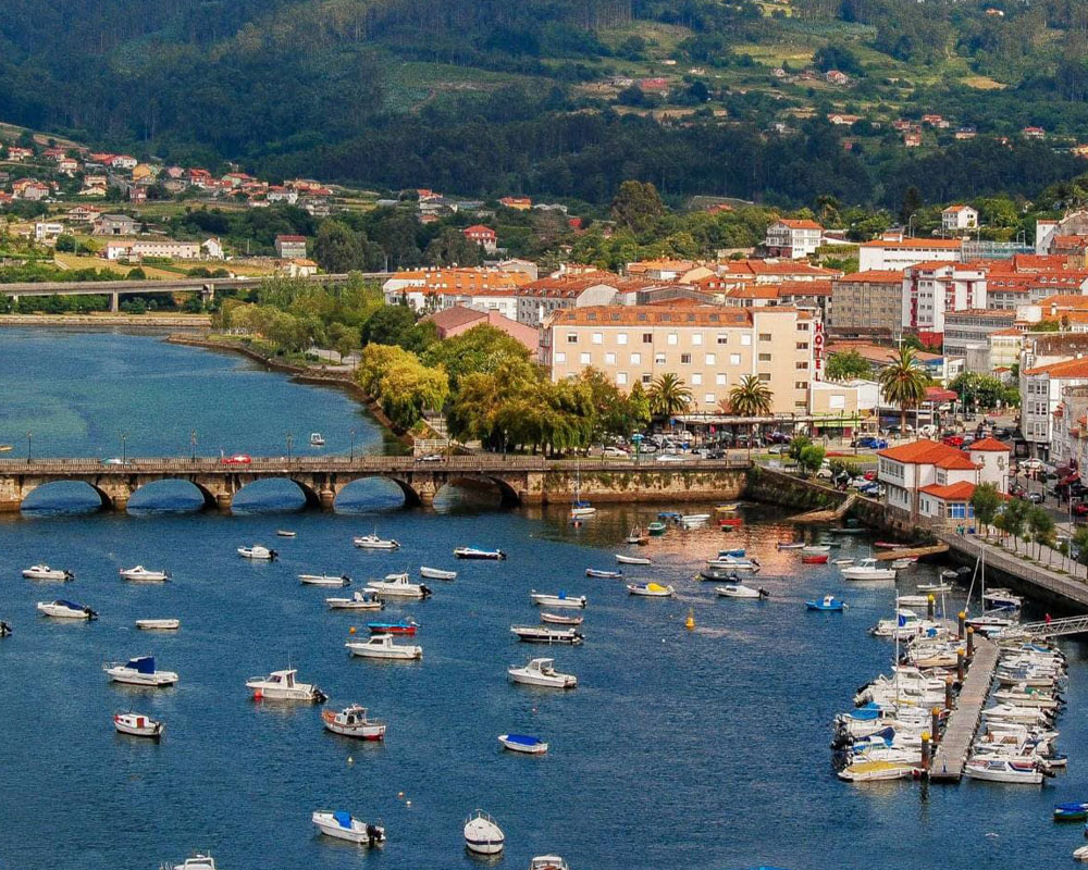 Ferrolterra-pet-Priendly-hotel-eumesa-pontedeume